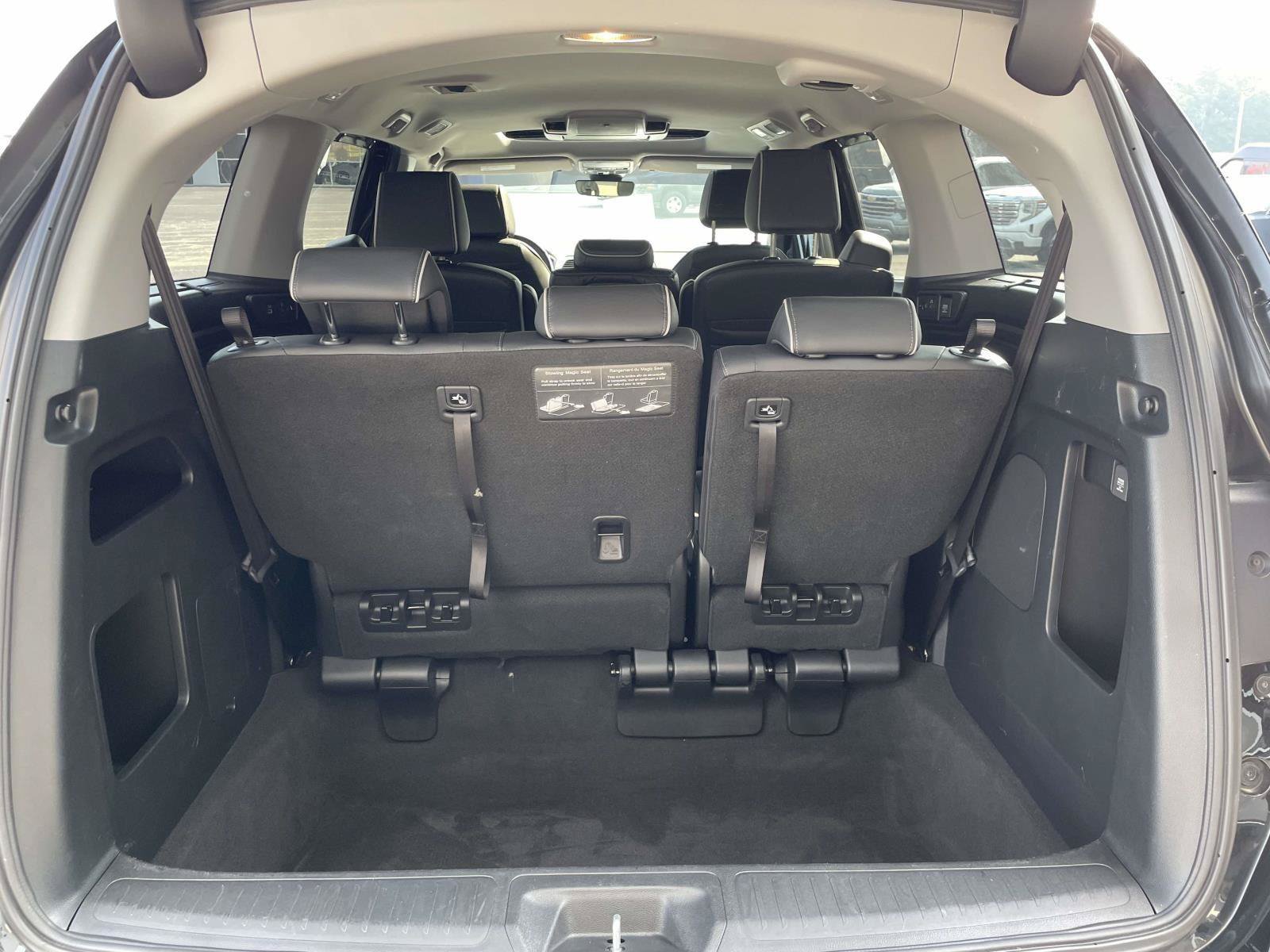 Used 2024 Honda Odyssey Elite image 10