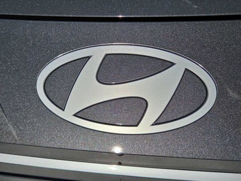 New 2026 Hyundai Elantra SE image 11