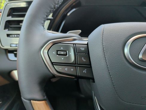 Used 2026 Lexus RX 350 Premium w/ Convenience Package FWD image 22