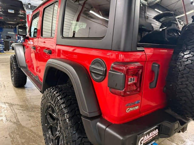 Used 2024 Jeep Wrangler Unlimited Rubicon 4xe w/ Technology Group AWD/4WD image 31