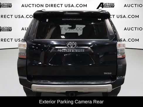 Used 2022 Toyota 4Runner TRD Off-Road Premium AWD/4WD image 6