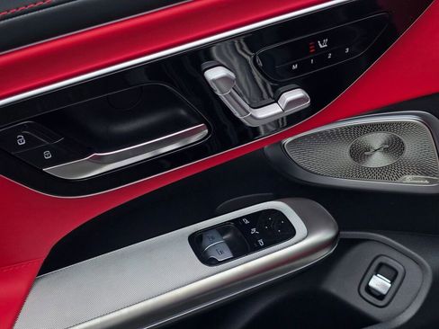 New 2026 Mercedes-Benz CLE 53 AMG 4MATIC Coupe image 33