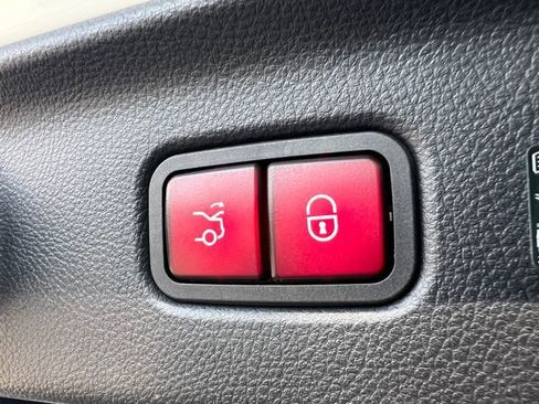 Used 2022 Mercedes-Benz S 580 4MATIC Sedan image 38