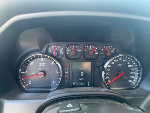 Used 2018 Chevrolet Silverado 1500 Custom w/ Custom Value Package RWD image 14