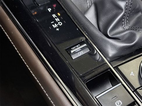 Used 2023 MAZDA CX-30 AWD 2.5 S w/ Premium Package image 29