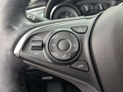 Certified 2020 Buick Envision Essence w/ LPO, Active Package AWD/4WD image 19