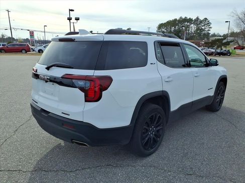 Used 2023 GMC Acadia SLT w/ Elevation Edition image 5