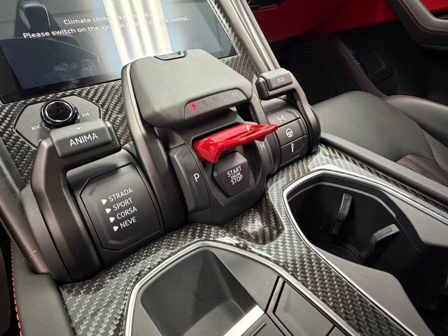 Used 2023 Lamborghini Urus S AWD/4WD image 91