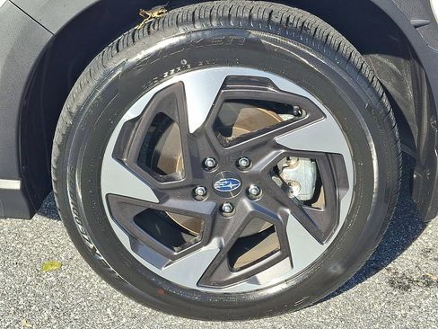 Certified 2025 Subaru Crosstrek 2.5i Limited image 9