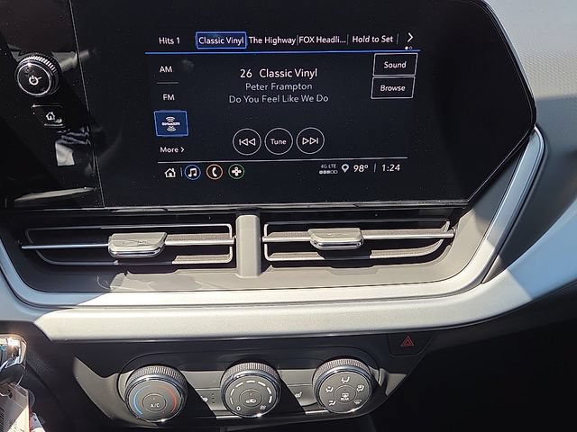 New 2026 Chevrolet Trax LS w/ LS Convenience Package FWD image 11