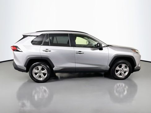 Used 2025 Toyota RAV4 LE AWD/4WD image 11