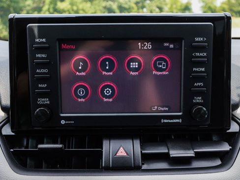 Used 2020 Toyota RAV4 XLE w/ XLE Grade Weather Package AWD/4WD image 10