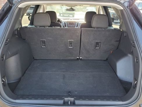 Used 2021 Chevrolet Equinox LT image 12
