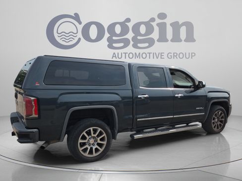 Used 2017 GMC Sierra 1500 Denali AWD/4WD image 5