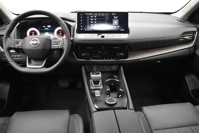 Certified 2026 Nissan Rogue Platinum w/ Platinum Premium Package AWD/4WD image 28