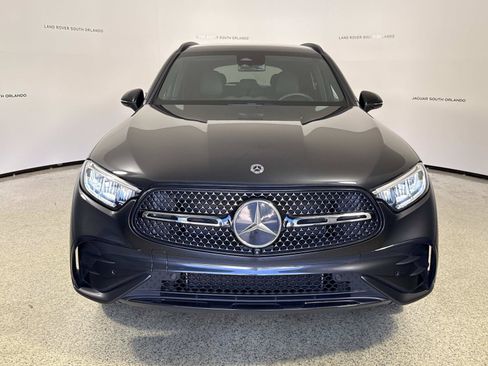 Used 2024 Mercedes-Benz GLC 300 4MATIC image 8