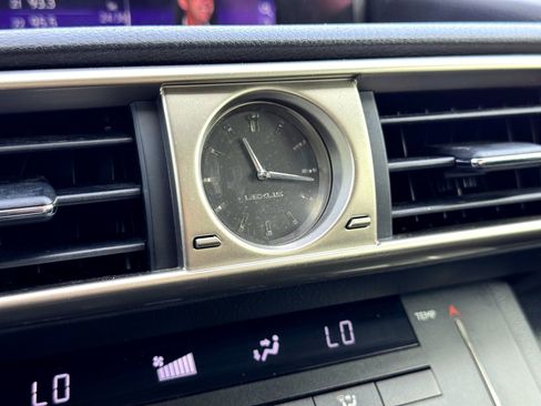 Used 2016 Lexus IS 200t image 27