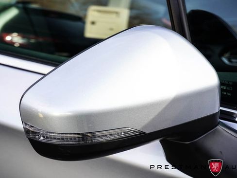 Used 2019 Subaru Impreza 2.0i Limited w/ Popular Package #2 image 12