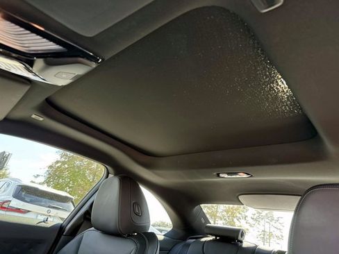 Used 2025 BMW M240i Coupe image 17