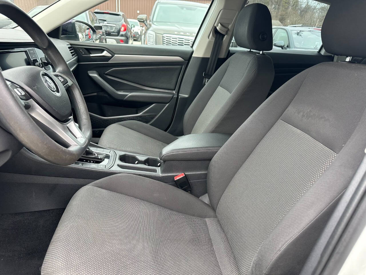 Used 2019 Volkswagen Jetta SE FWD image 10