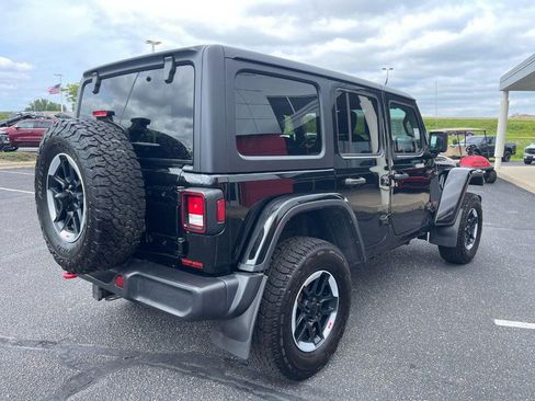 Used 2022 Jeep Wrangler Unlimited Rubicon w/ Cold Weather Group AWD/4WD image 3