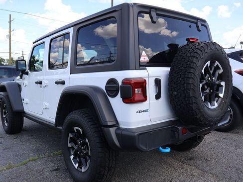 Used 2024 Jeep Wrangler Unlimited Rubicon 4xe AWD/4WD image 4