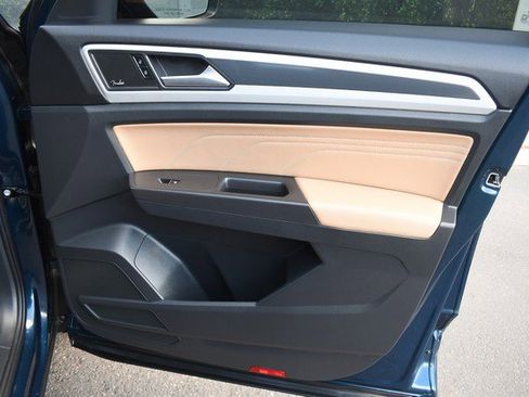 Used 2023 Volkswagen Atlas Cross Sport SEL Premium R-Line image 24