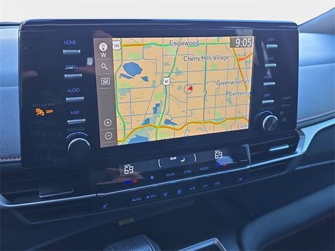 Used 2022 Toyota Sienna XSE image 26