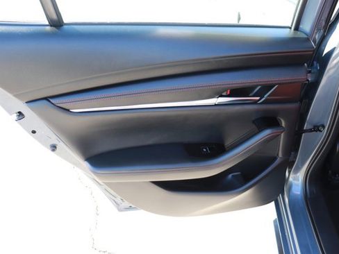 Used 2025 MAZDA MAZDA3 s image 11