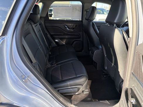 Certified 2022 Lincoln Corsair AWD w/ Premium Package image 17