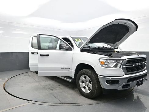 Used 2023 RAM 1500 Big Horn AWD/4WD image 40