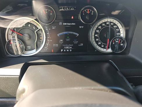 Used 2018 RAM 2500 Big Horn w/ Sport Appearance Group AWD/4WD image 14