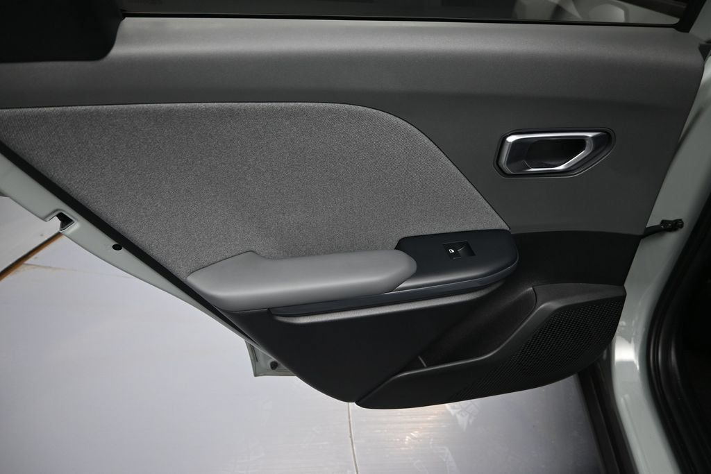 Certified 2025 Kia K4 EX FWD image 26