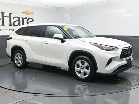 Used 2020 Toyota Highlander L image 6