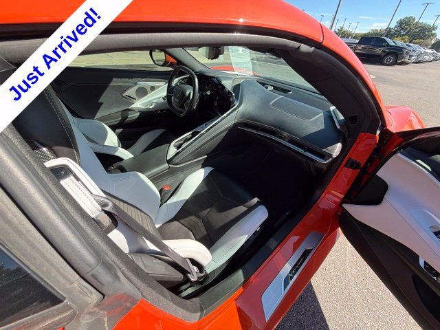 Used 2021 Chevrolet Corvette Stingray Preferred Cpe w/ Battery Protection Package RWD image 19