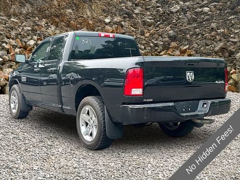 Used 2018 RAM 1500 Express w/ Express Value Package AWD/4WD image 11