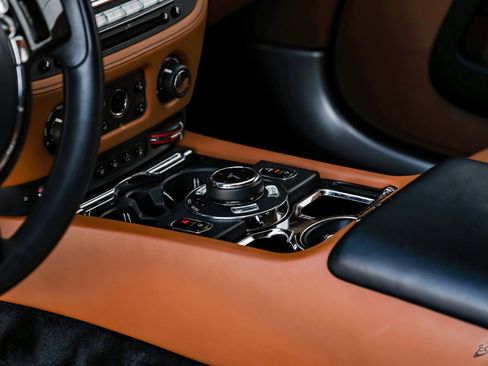 Used 2018 Rolls-Royce Wraith Starlight Headliner Front Mass image 54