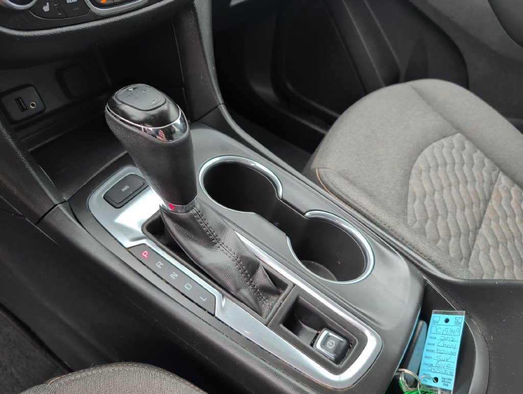 Used 2018 Chevrolet Equinox LT AWD/4WD image 28