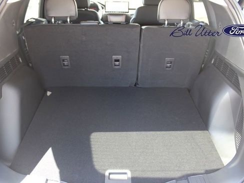 New 2025 Ford Escape SE image 6