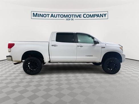 Used 2011 Toyota Tundra Limited w/ Memory Pkg AWD/4WD image 9
