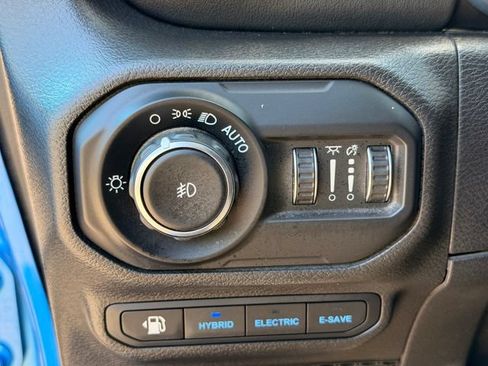 Used 2021 Jeep Wrangler Unlimited Rubicon 4xe w/ Cold Weather Group AWD/4WD image 24