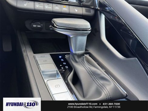 Used 2025 Hyundai Elantra SEL image 28