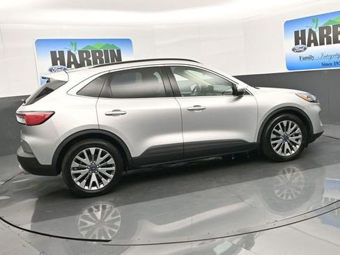 Used 2020 Ford Escape Titanium w/ Titanium Premium Package 2.0 image 6