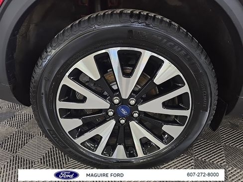 Used 2020 Ford Escape SE Sport image 14