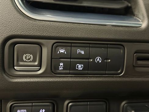 Certified 2023 Chevrolet Suburban RST w/ Luxury Package image 37