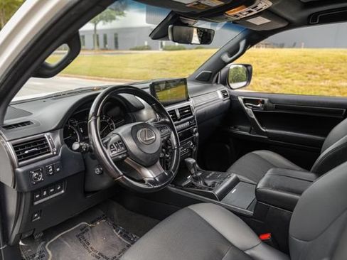 Used 2022 Lexus GX 460 w/ Black Line Special Edition AWD/4WD image 24
