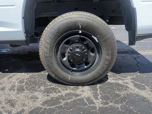 Used 2025 RAM 2500 Tradesman w/ Safety Group AWD/4WD image 40