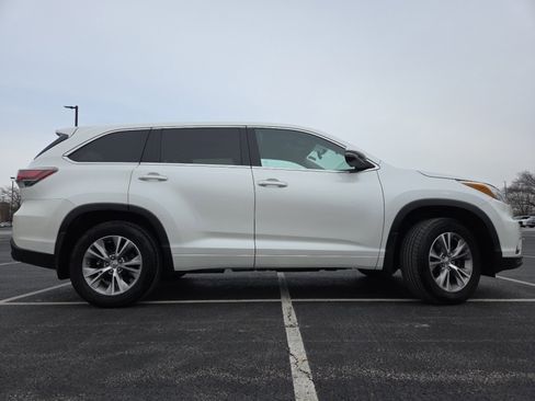 Used 2015 Toyota Highlander Plus image 18
