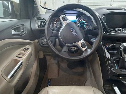 Used 2014 Ford Escape Titanium w/ Equipment Group 401A FWD image 22