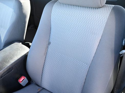 Used 2014 Toyota Tacoma PreRunner w/ SR5 Package image 10